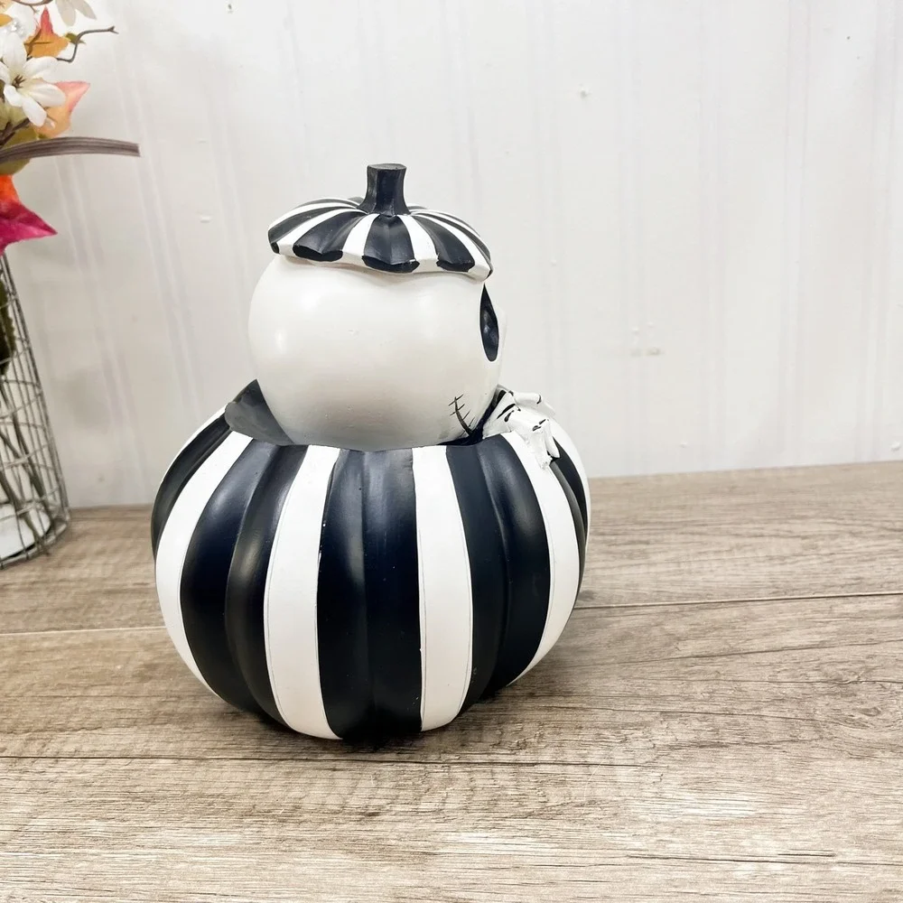 Disney Nightmare Before Christmas 2021 Jack Skellington Striped Pumpkin Figurine - Picture 4 of 8